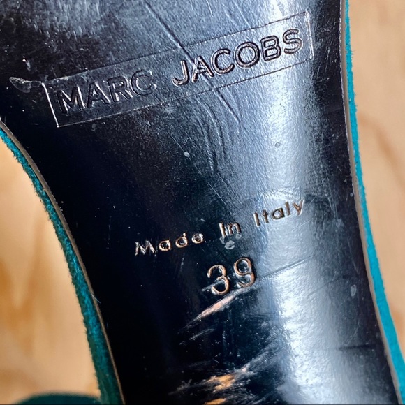 Mᴀʀᴄ Jᴀᴄᴏʙ’s Tᴜʀǫᴜᴏɪsᴇ Sᴜᴇᴅᴇ & Sᴛᴜᴅᴅᴇᴅ Mᴀʀʏ Jᴀɴᴇs - Picture 15 of 15